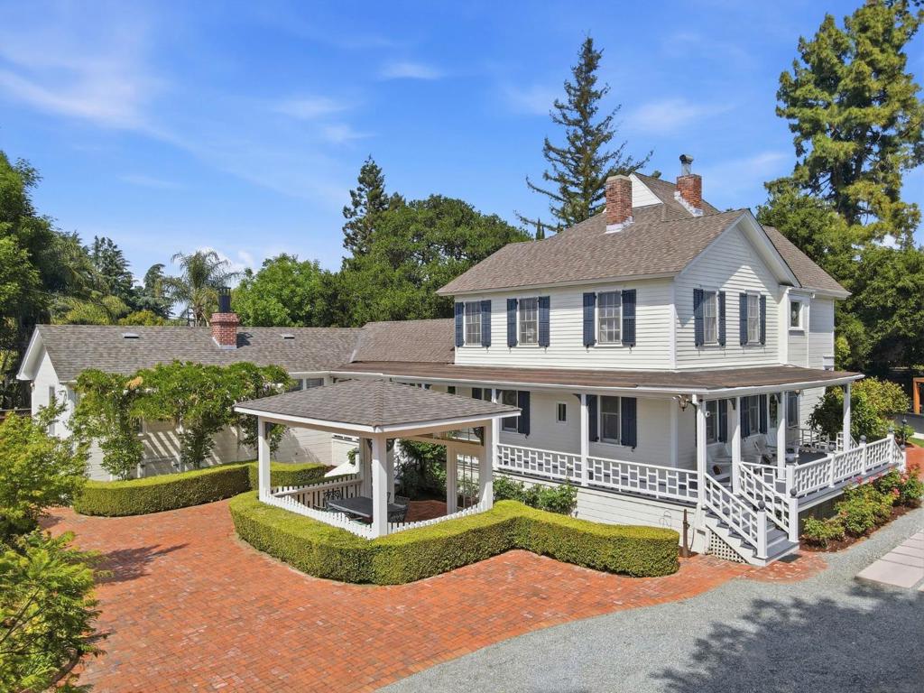 main property photo 0