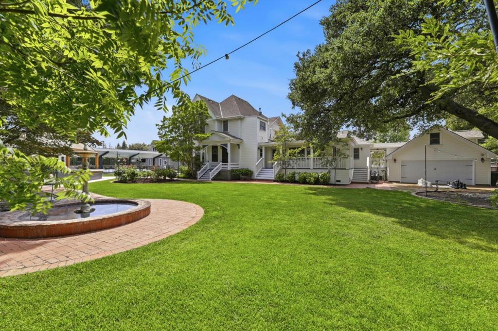 main property photo 24