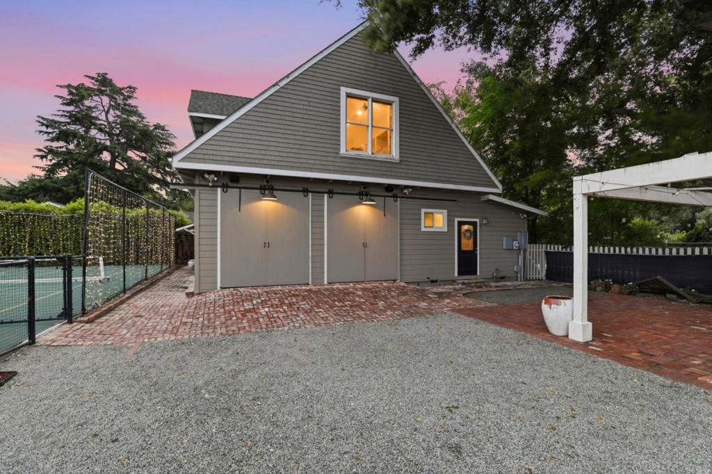 main property photo 64