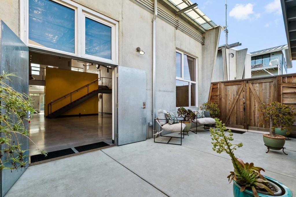 main property photo 64