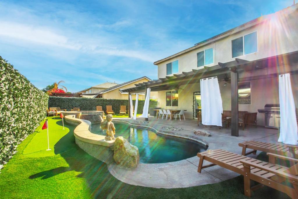 main property photo 1