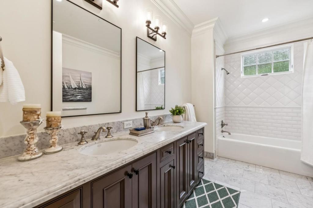 main property photo 67