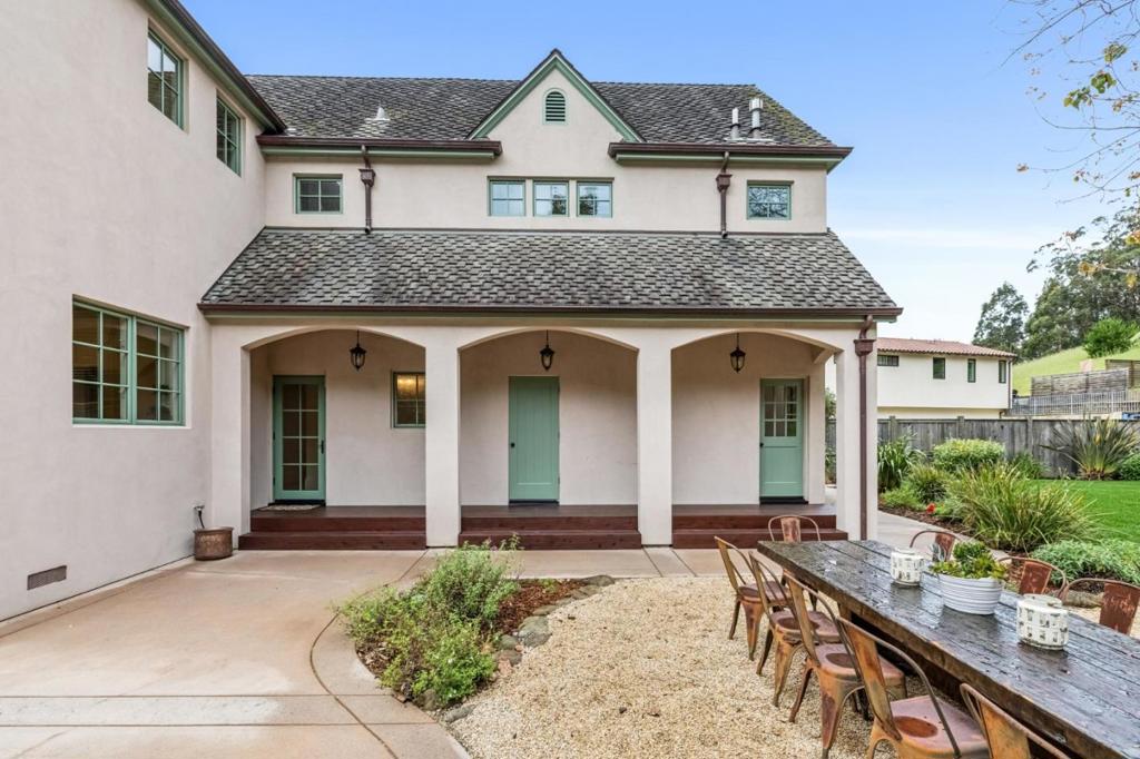 main property photo 90
