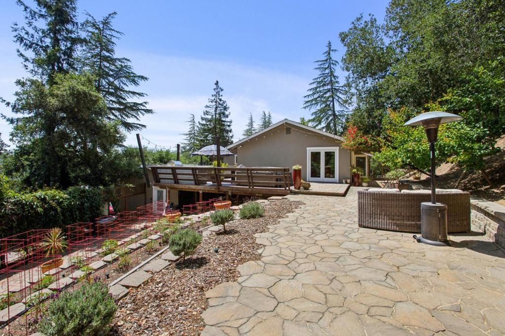 main property photo 58