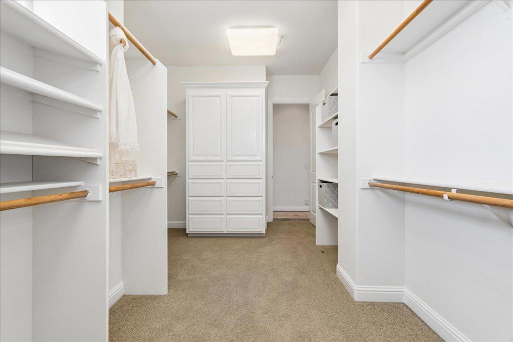 main property photo 90