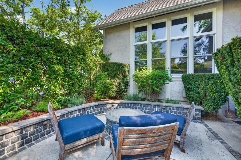 main property photo 92