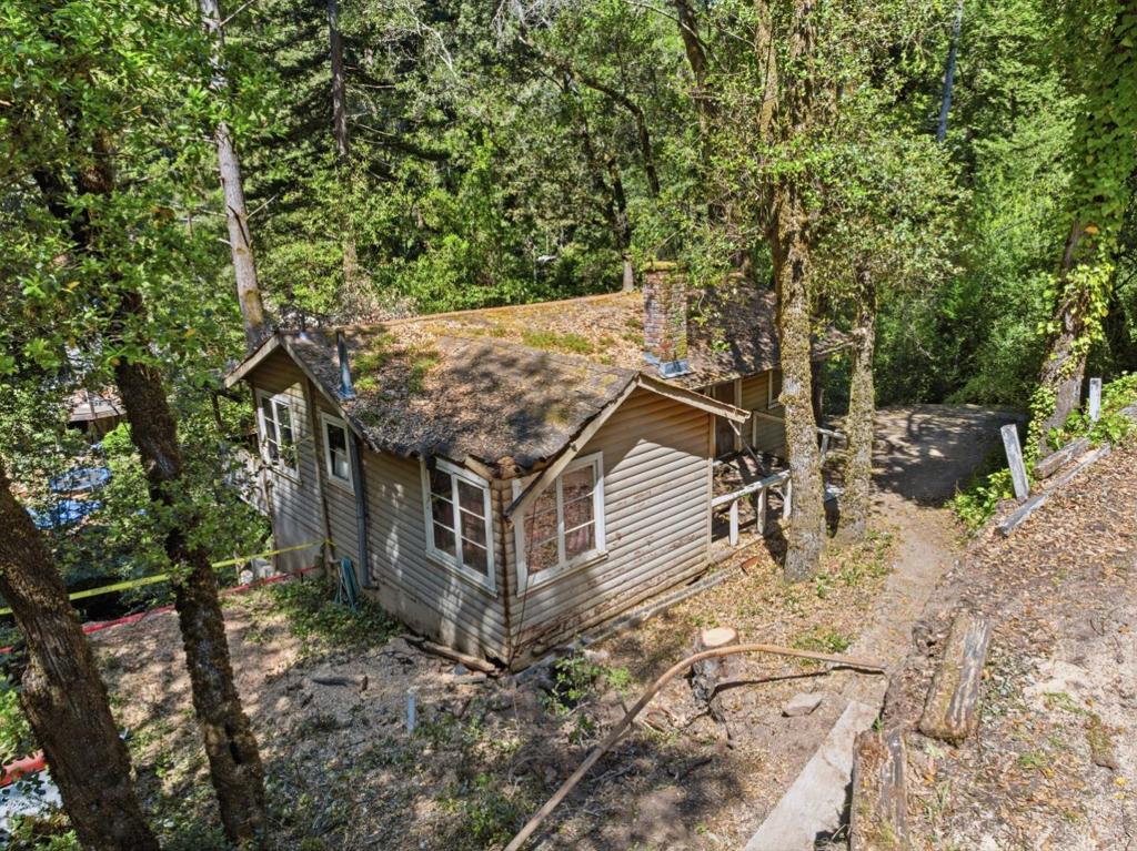 main property photo 24