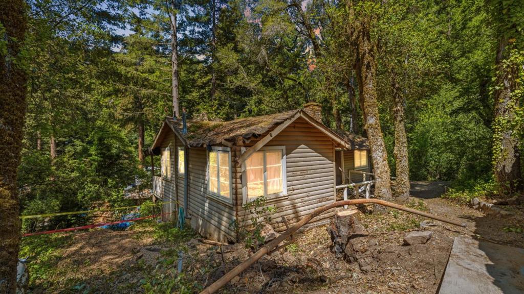 main property photo 57