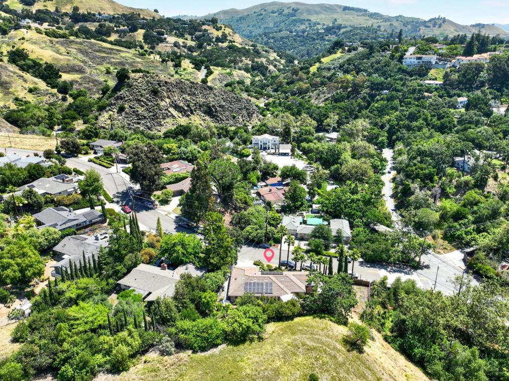 main property photo 36