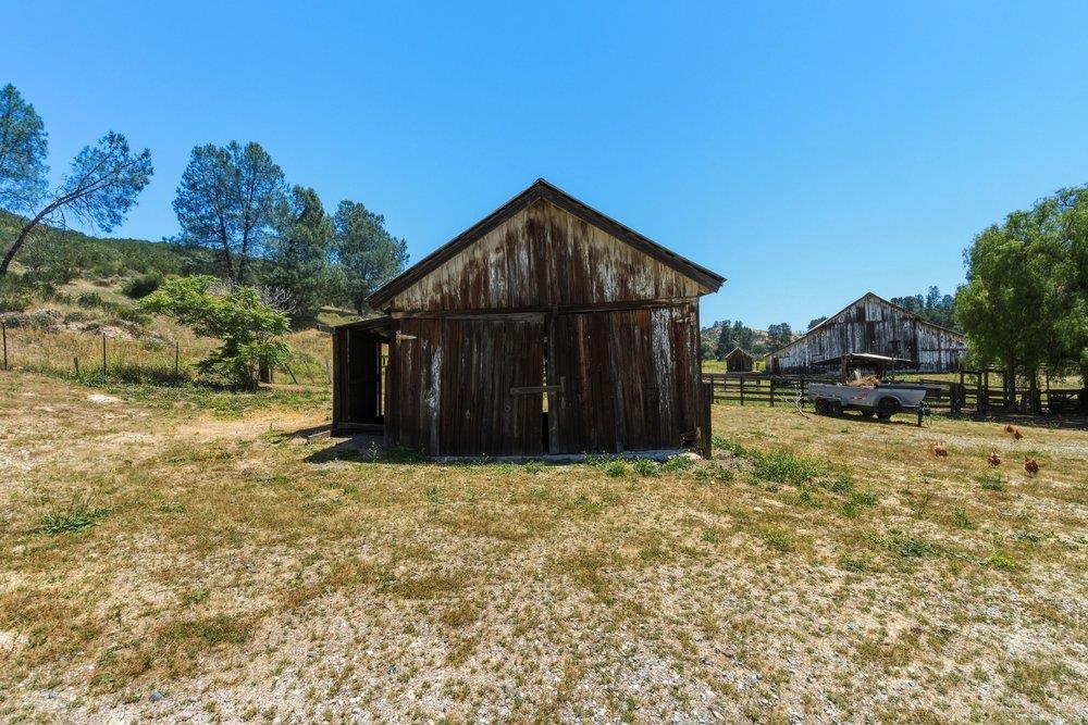 main property photo 59