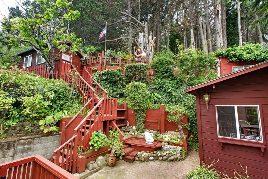 main property photo 18