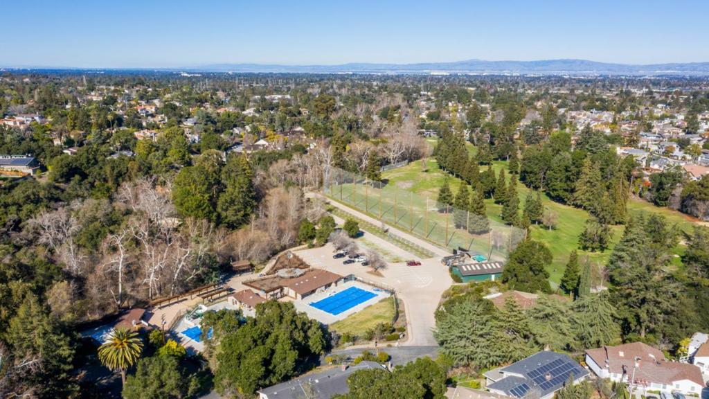 main property photo 121