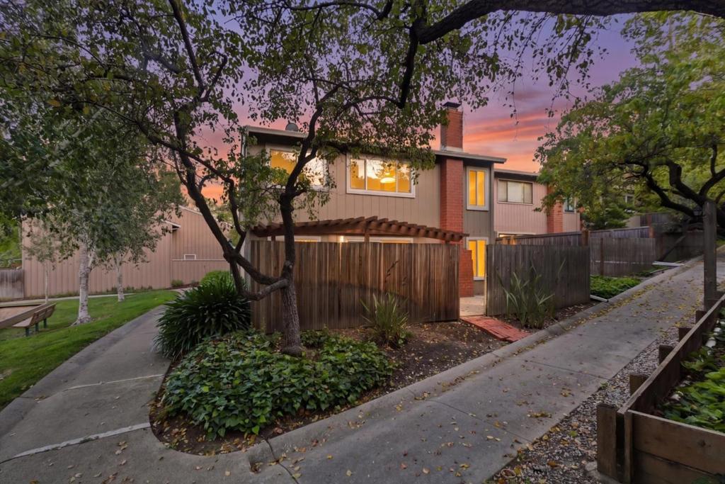 main property photo 58