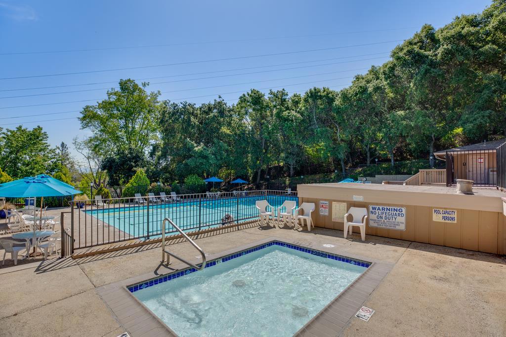 main property photo 74