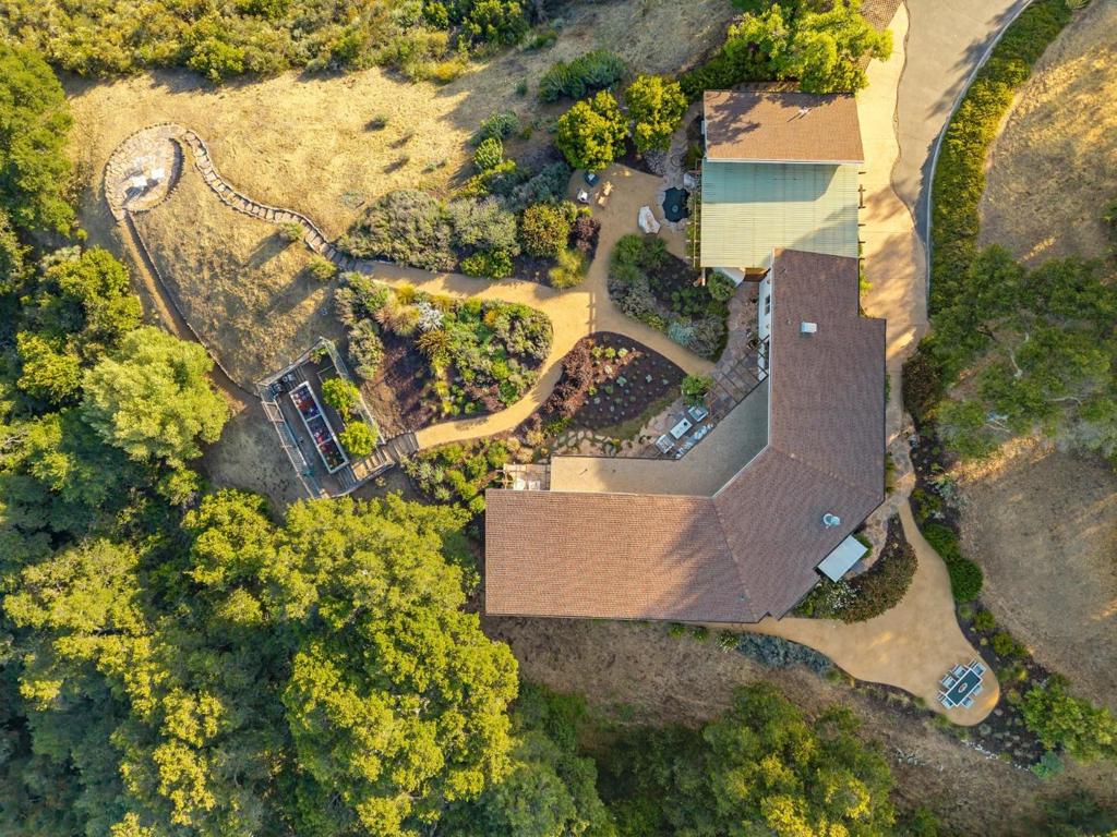 main property photo 64