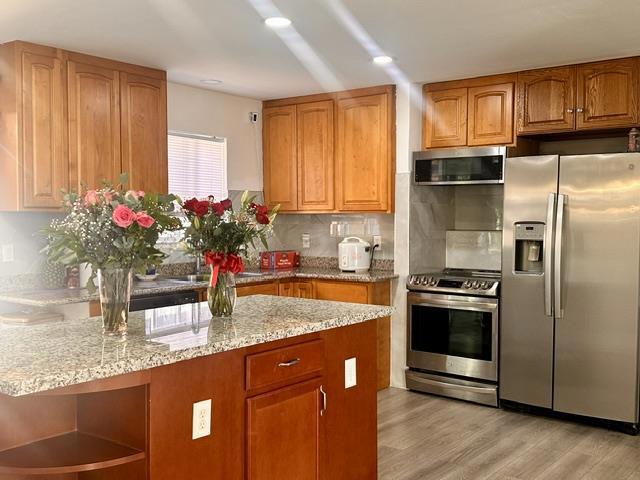 main property photo 4