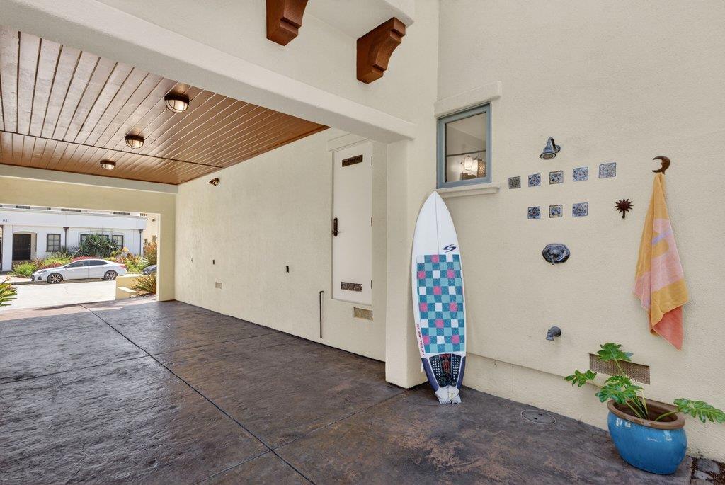 main property photo 63