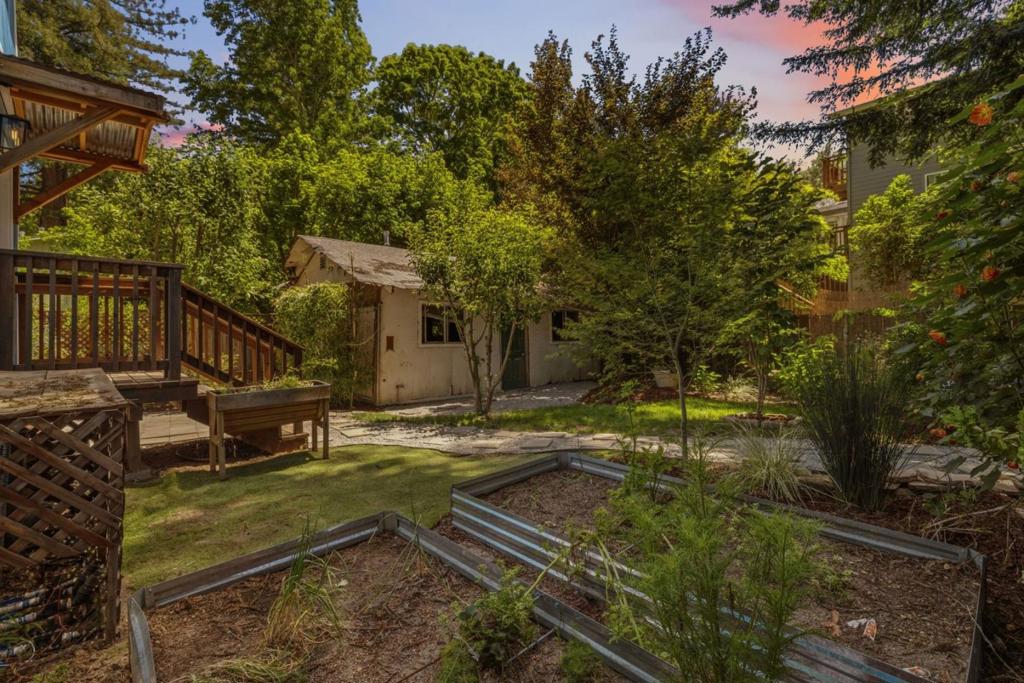 main property photo 72