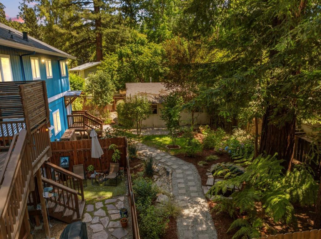 main property photo 75