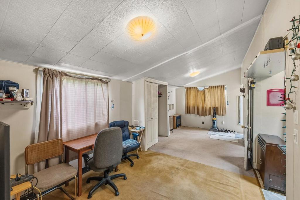 main property photo 59