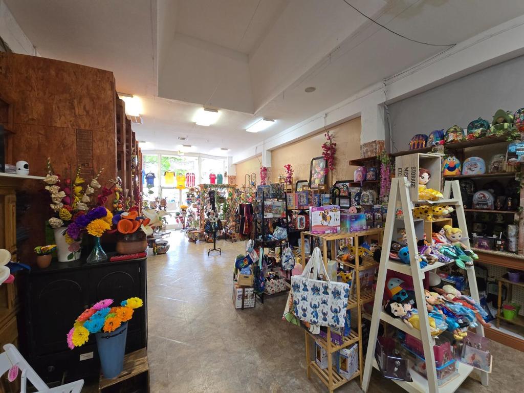 main property photo 6