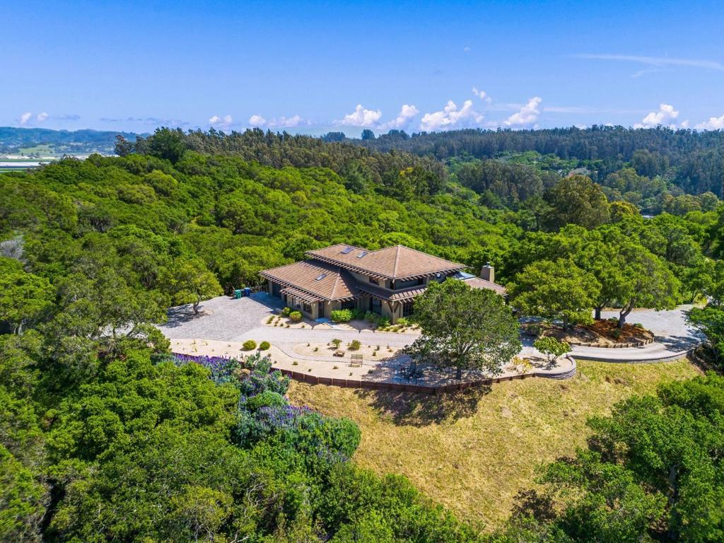 main property photo 87