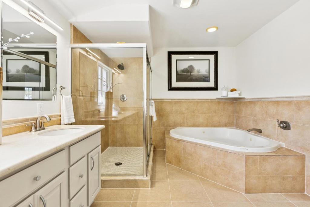 main property photo 66