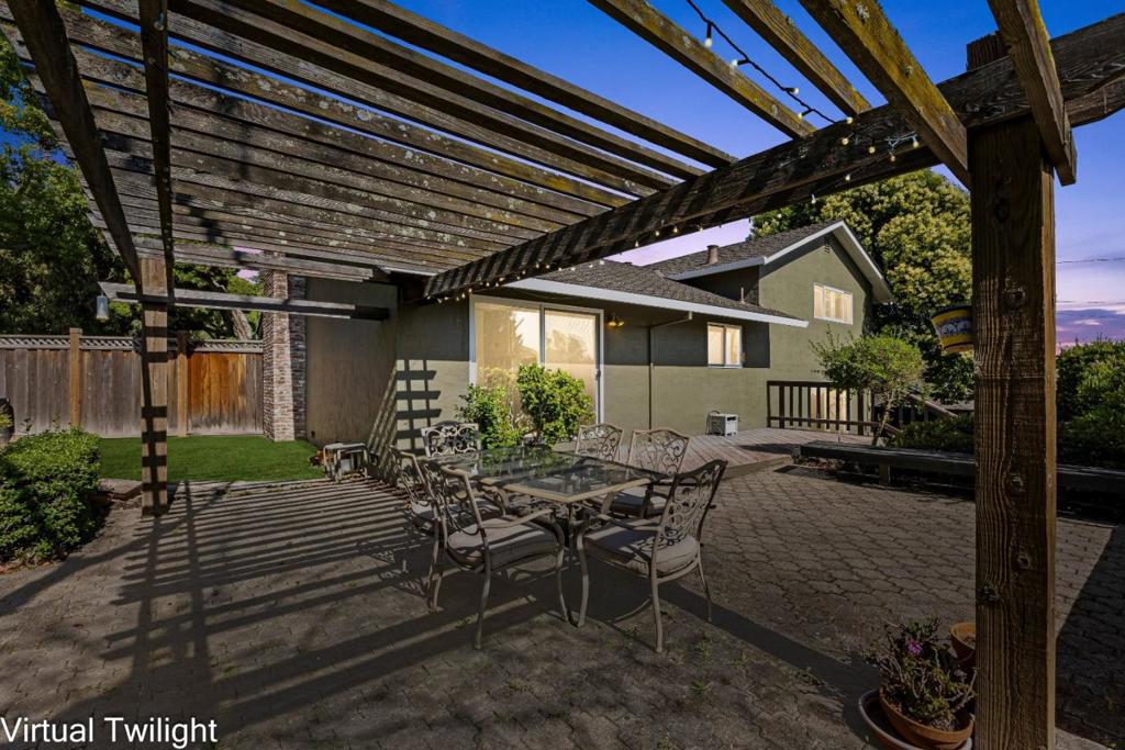 main property photo 66