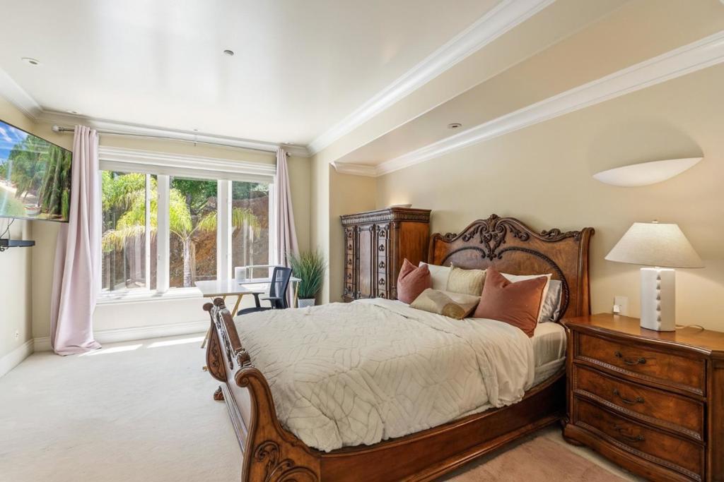 main property photo 60