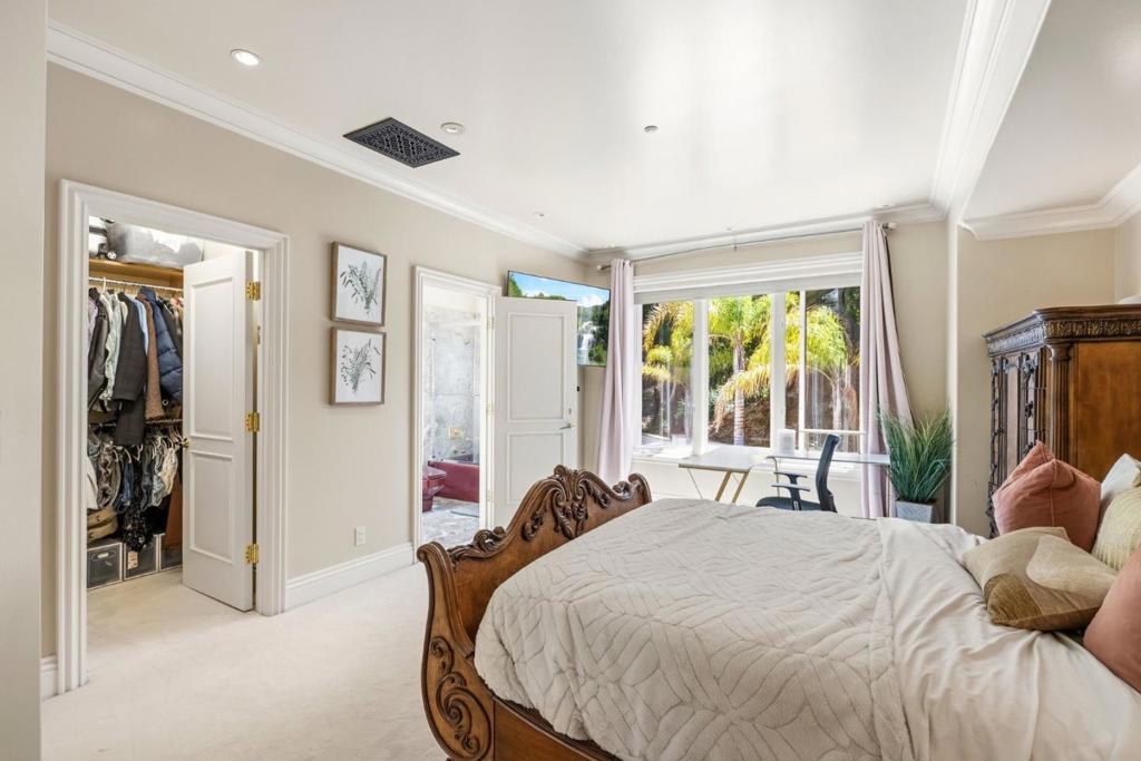 main property photo 62