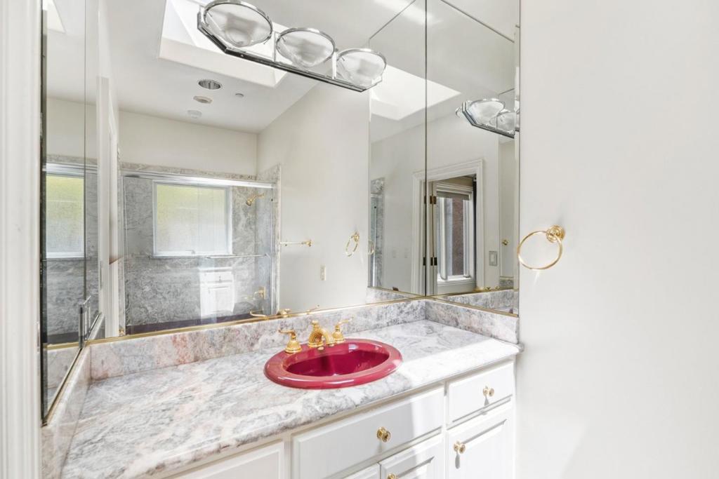 main property photo 64