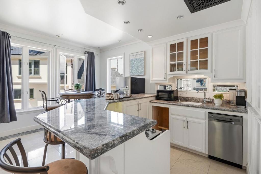main property photo 74
