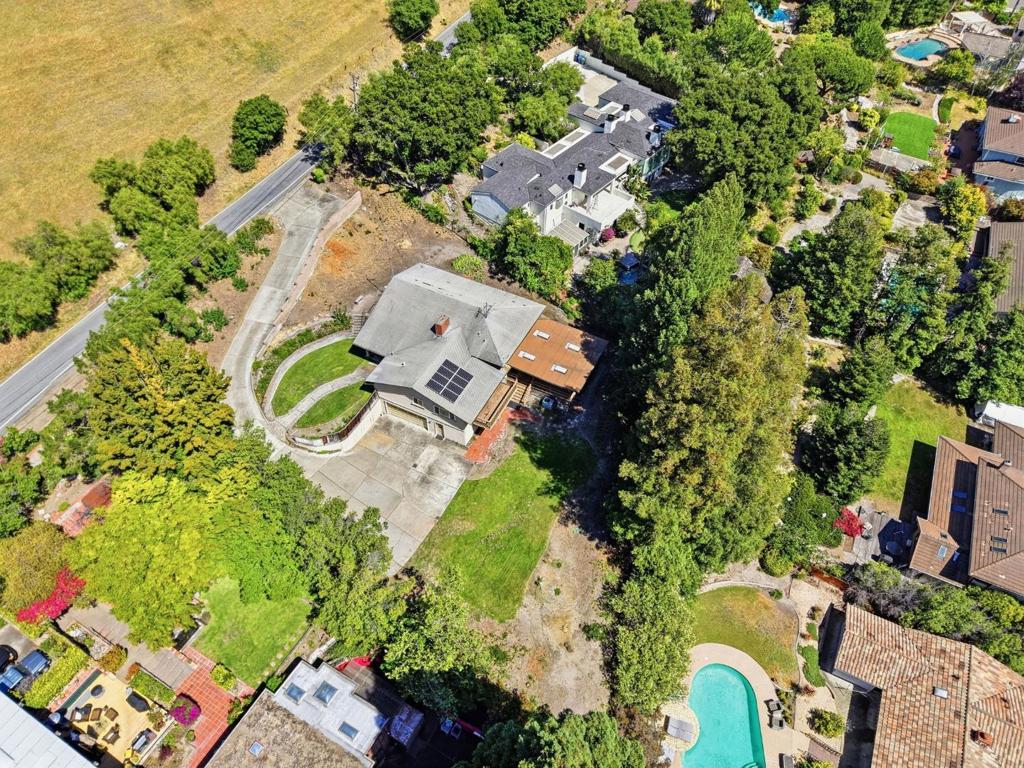 main property photo 44