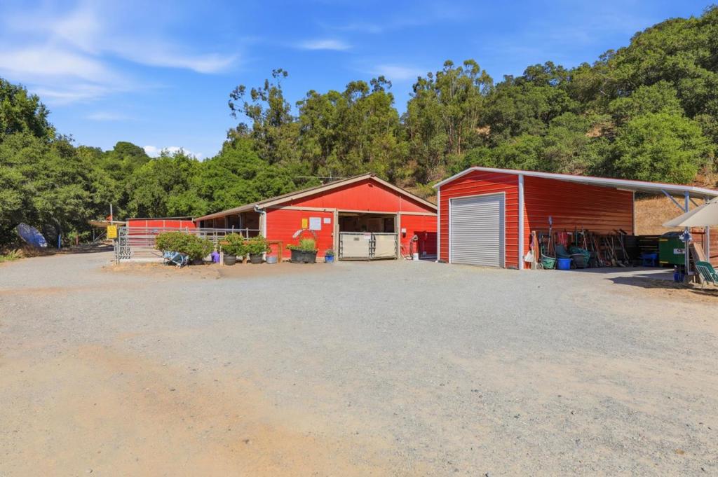 main property photo 42