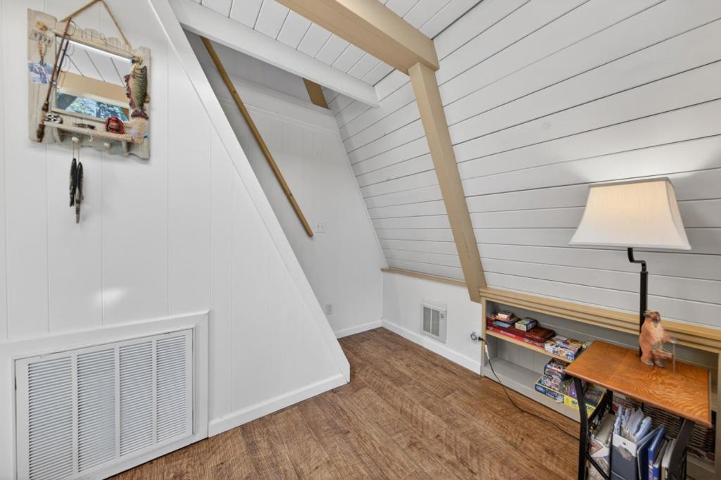 main property photo 65