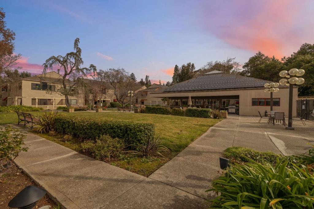 main property photo 69