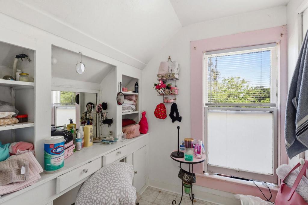 main property photo 102