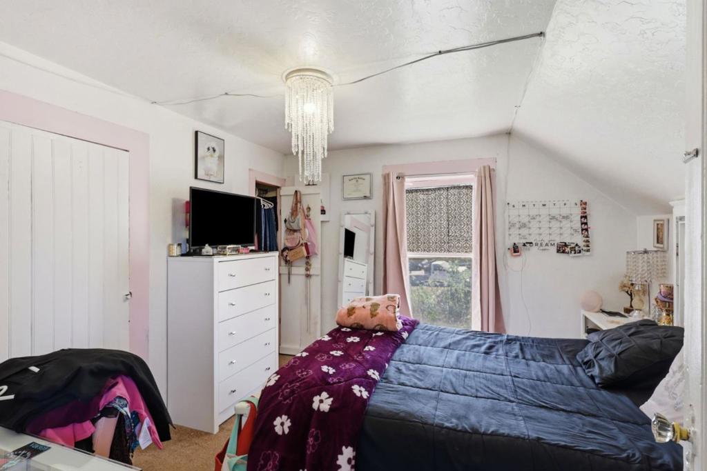 main property photo 104