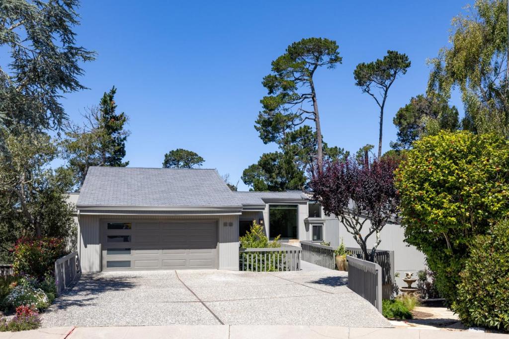 main property photo 76