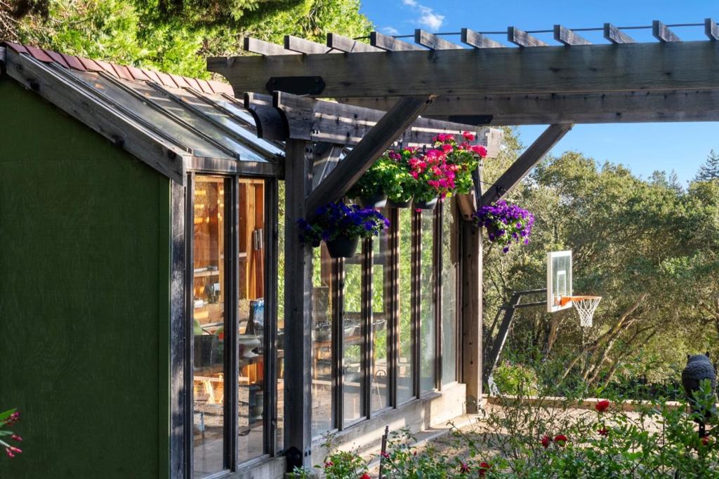 main property photo 67