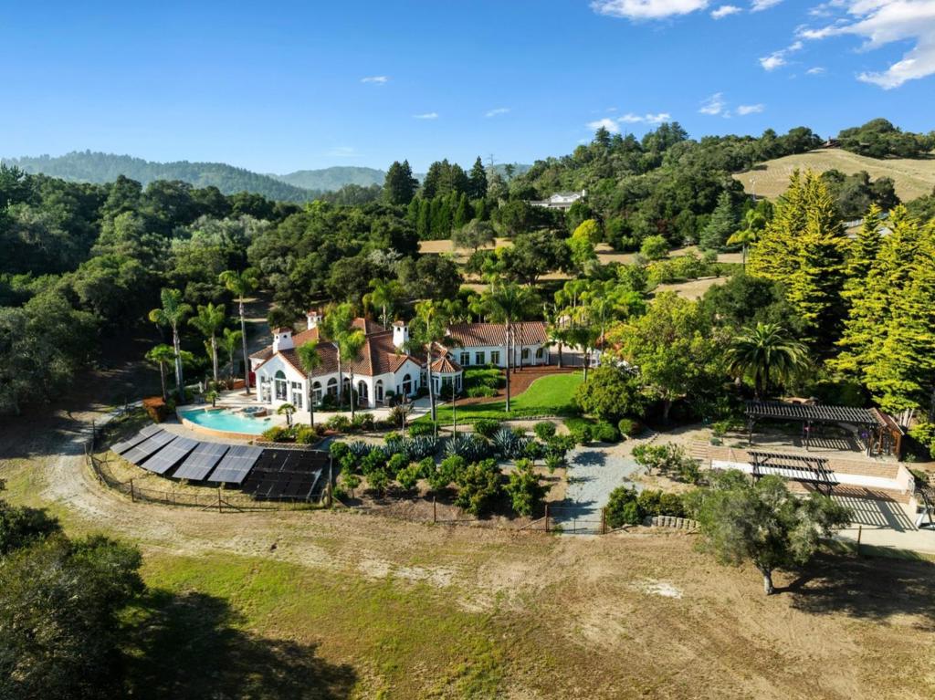 main property photo 87