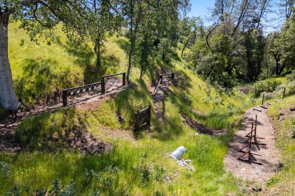 main property photo 78