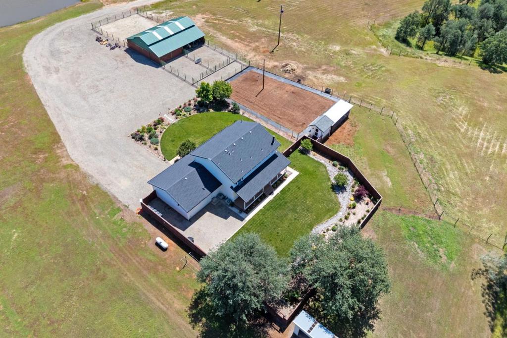 main property photo 85