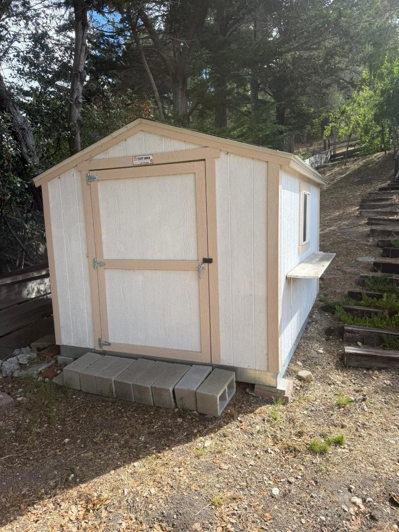 main property photo 14