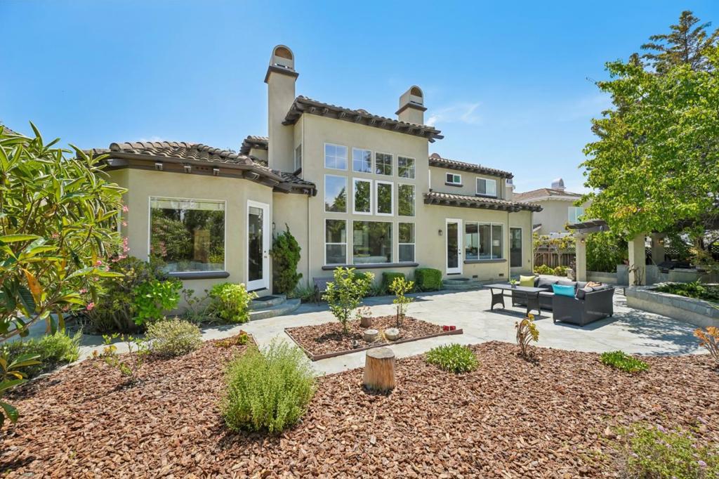 main property photo 67