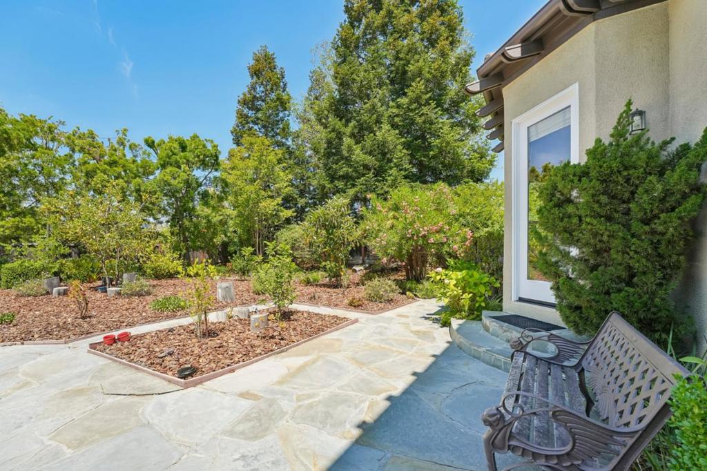 main property photo 73