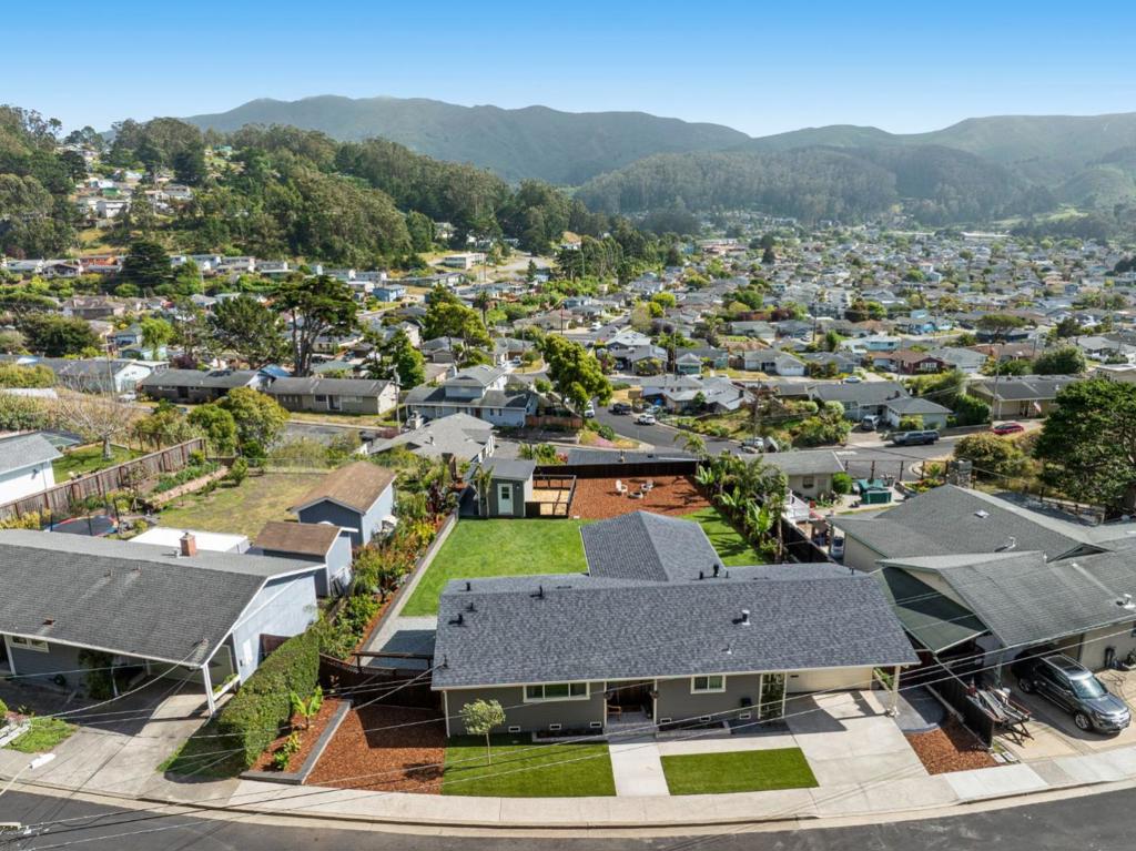 main property photo 73