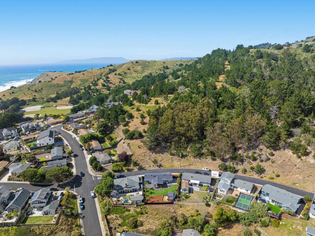 main property photo 75