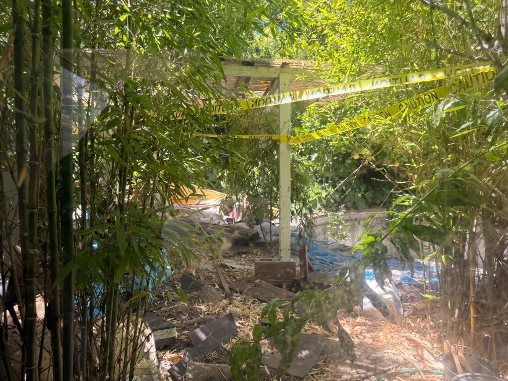 main property photo 23