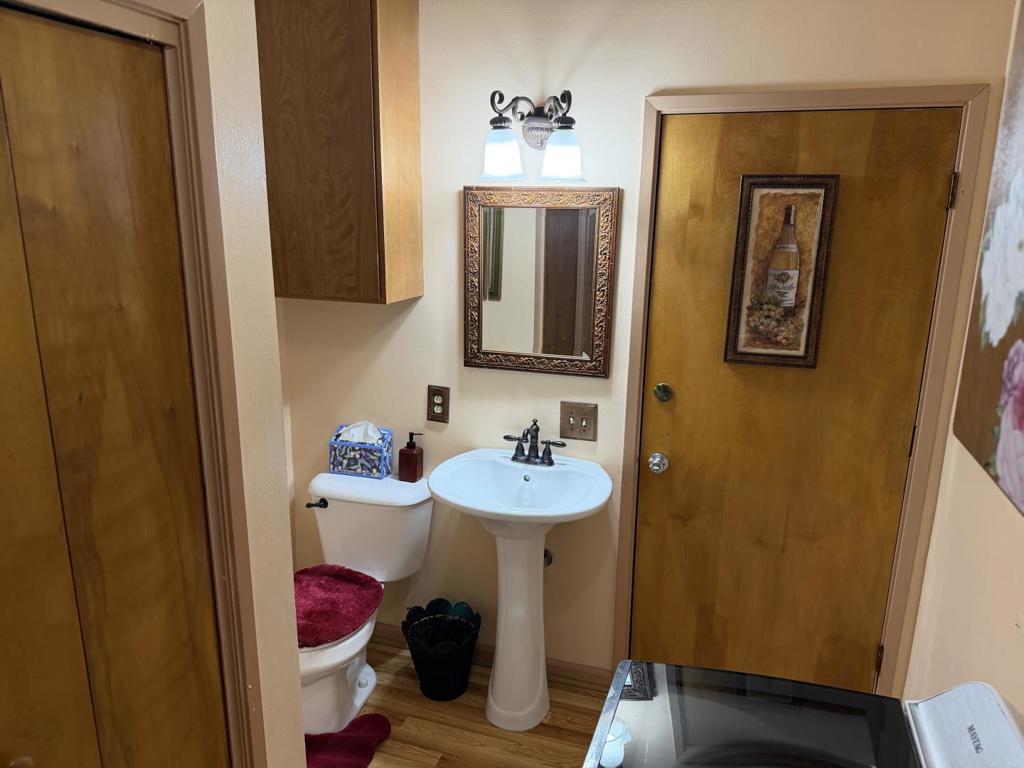 main property photo 9